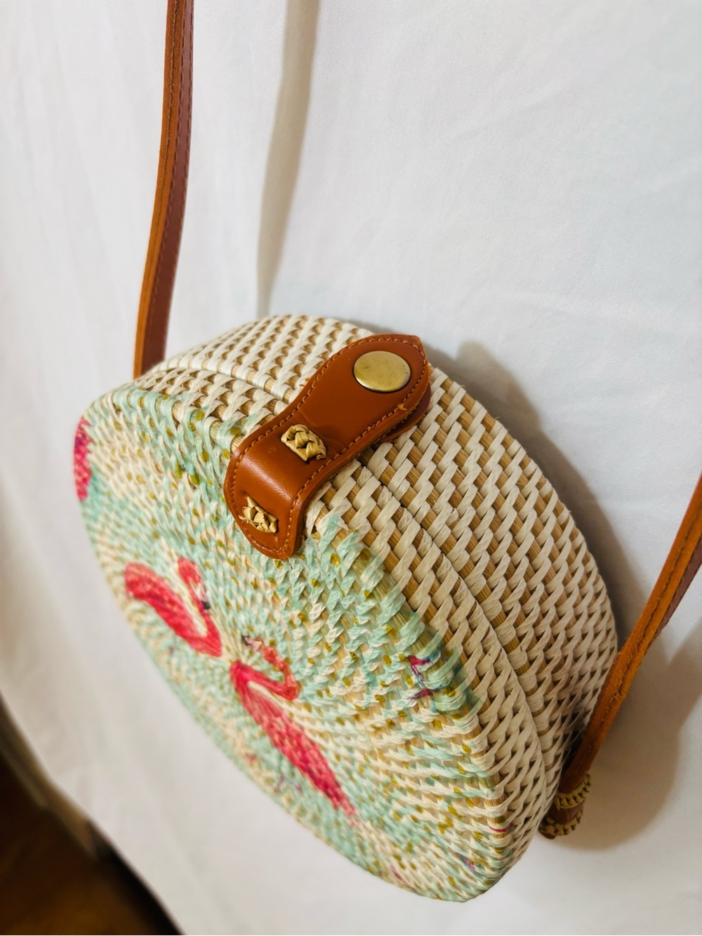 Round Straw Crossbody Flamingo Purse Tropical Resort Vacation Bag - Picture 2 of 8